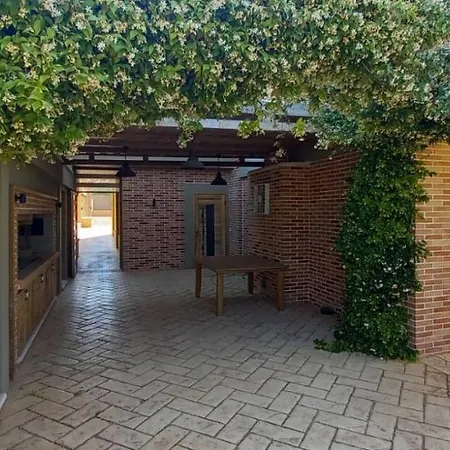 Villa Aphrodite *