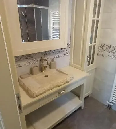 Βίλα Aphrodite Λουτράκι