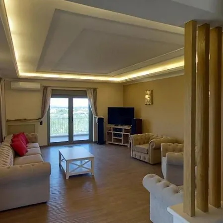 Aphrodite * Λουτράκι