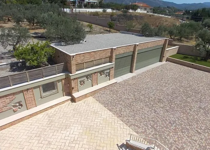 Aphrodite * Loutraki (Corinthia)